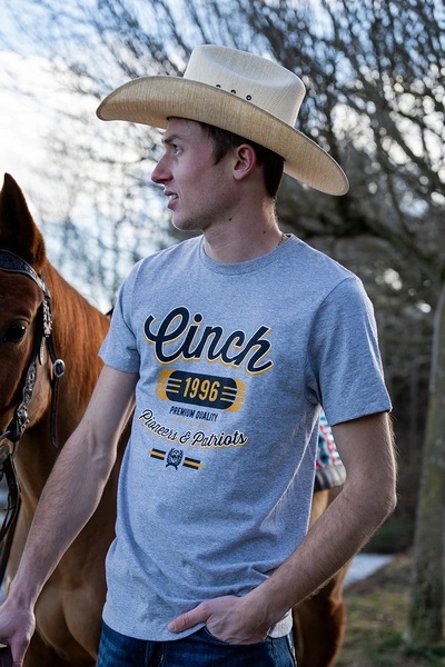 Tee-shirt